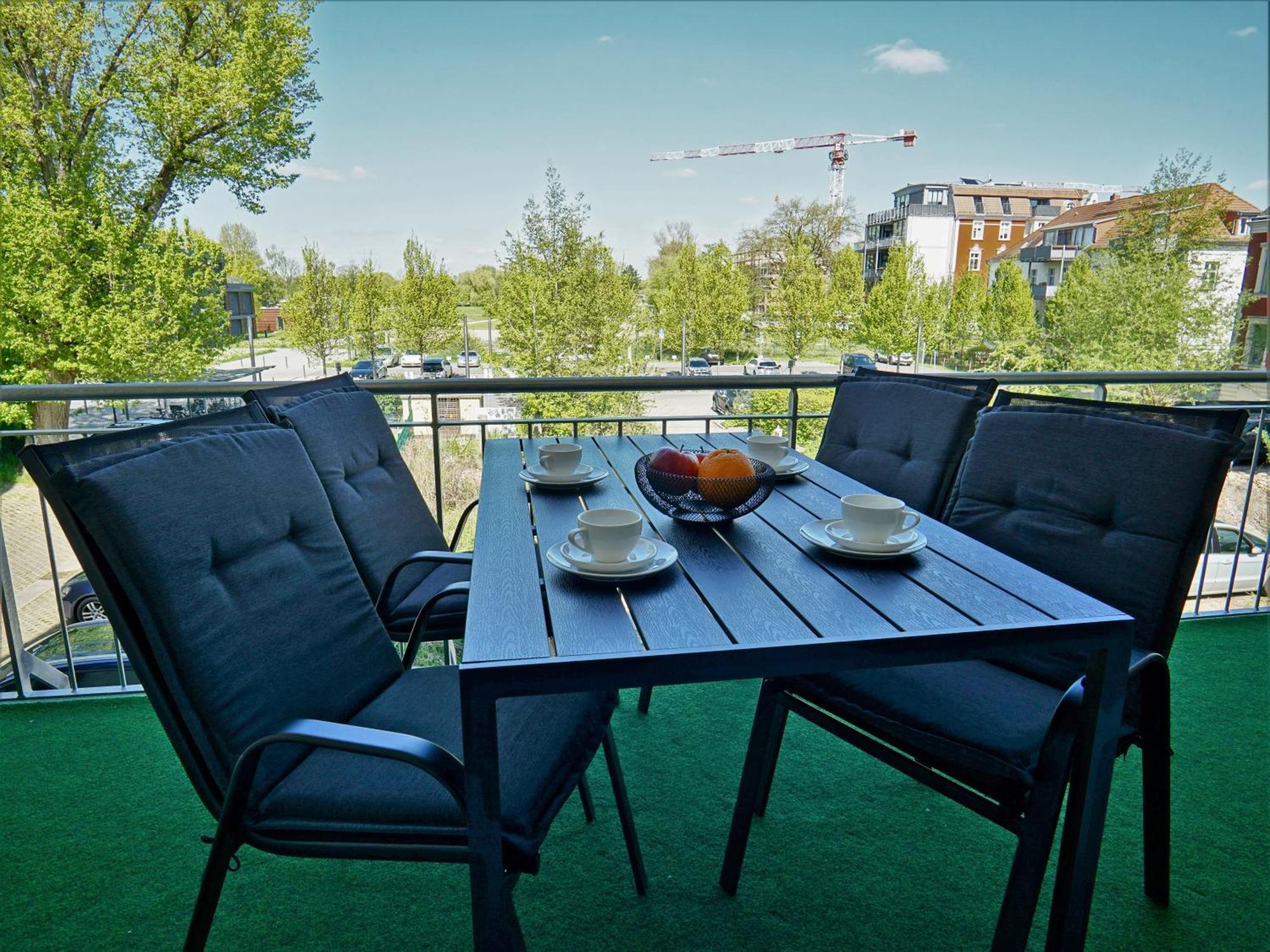 "Hogulu" Brandenburg, Balkon, Neustadt, Kueche, Wassernaehe - Parkplatz Inklusive Apartment Brandenburg  Room photo
